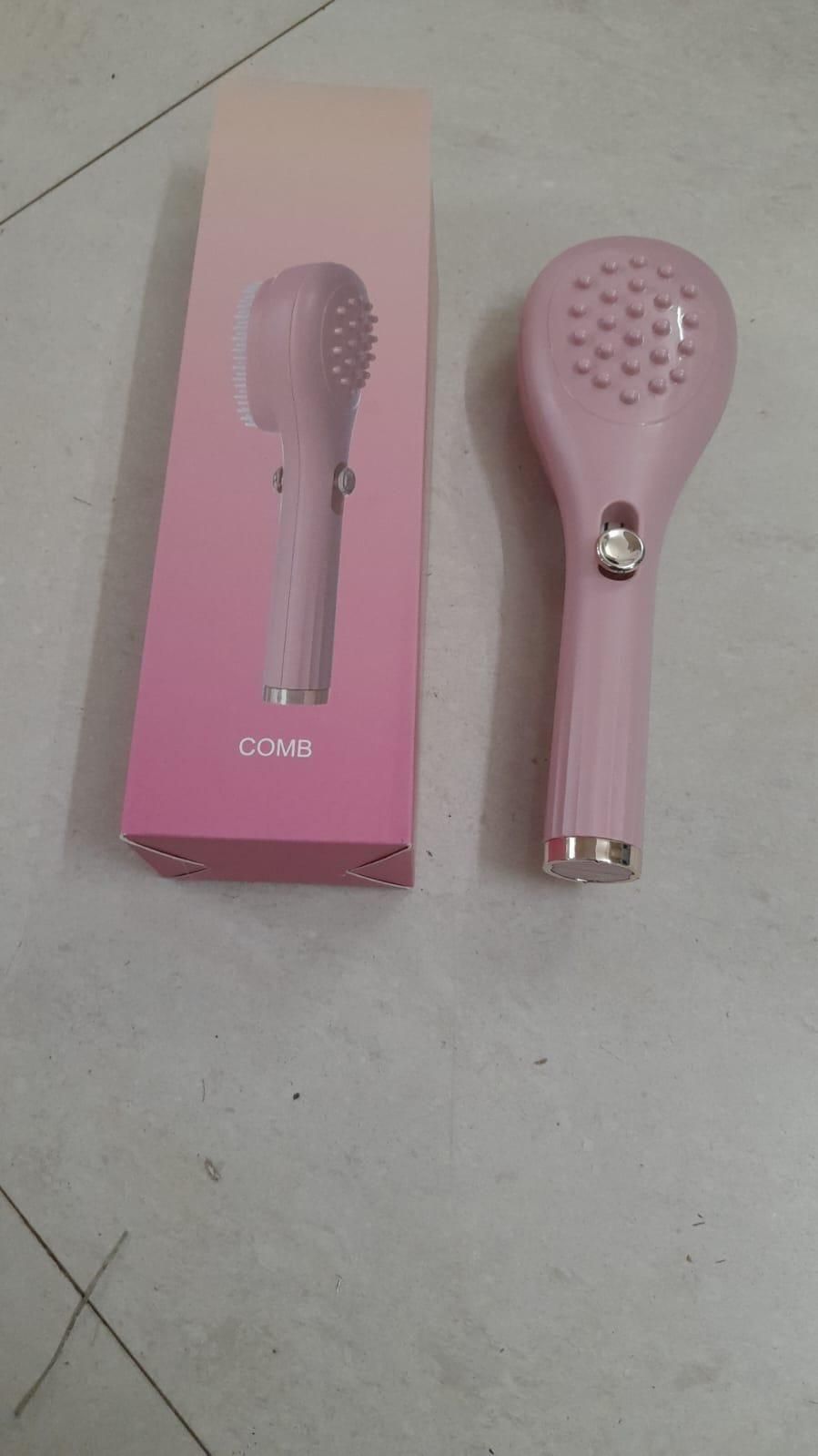 Scalp Massage Comb with Retractable Bristles – Relax & Stimulate